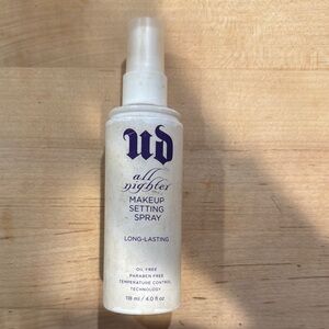 Urban Decay All Nighter Makeup Setting Spray - Long-Lasting